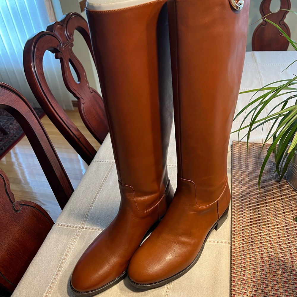 Tory Burch Boots